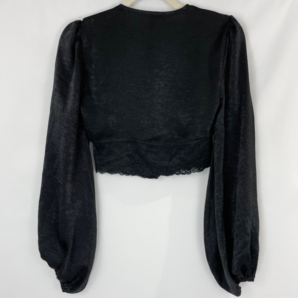 New Bar III Lace Hem V-Neck Balloon Sleeve Crop Top Cropped Blouse Black Size XS - Picture 11 of 16